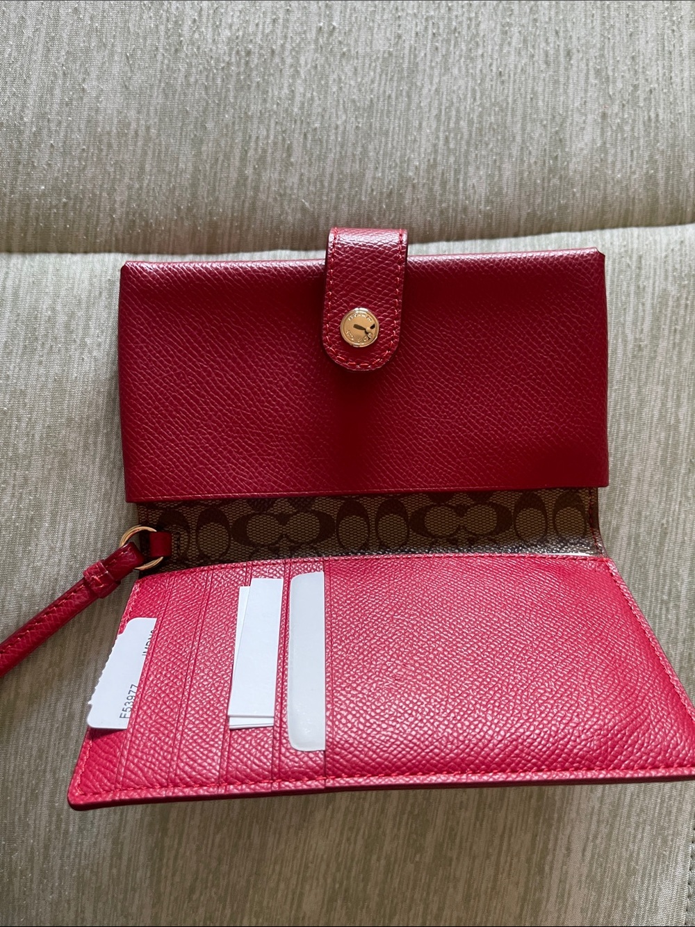 ❤️NEW!!!❤️ Coach Red Leather Phone Wallet with Signature Interior